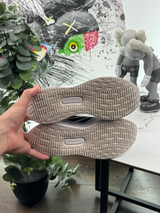 Кросівки Adidas Run Falcon 36.5 розмір Е7608