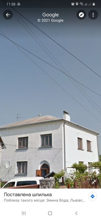 Вікна деревяні збережені. Засклені