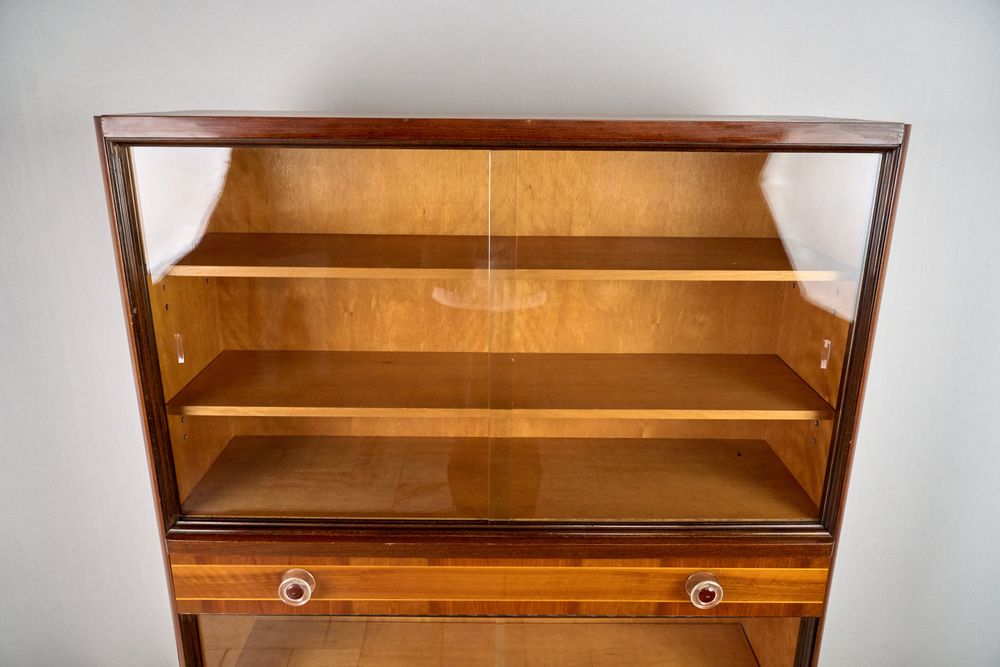 Biblioteczka, witryna w stylu Art Deco, Český Nábytek, Czechosłowacja, 1960 rok