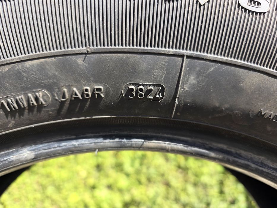 Opony Wrangler Territory HT 255/65 R 18 sprzedam