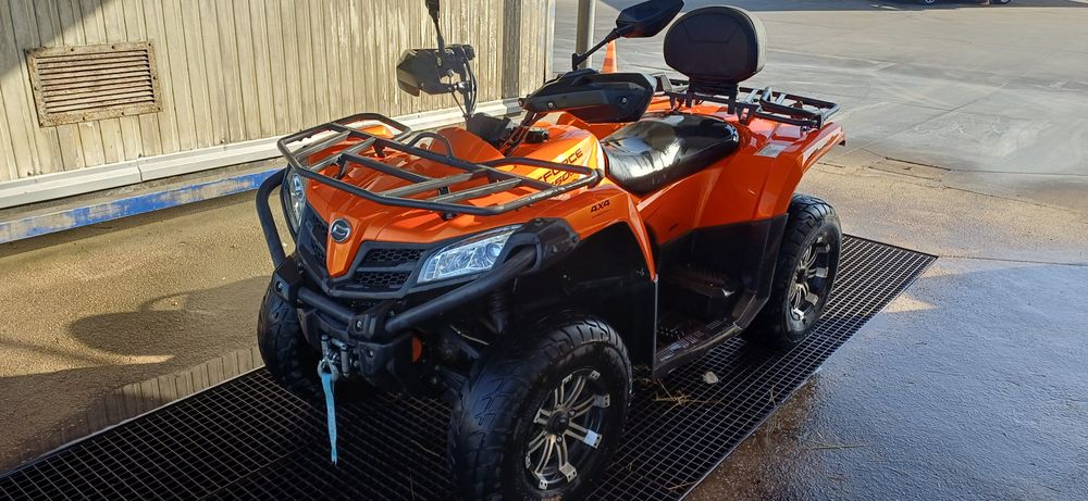 Vendo moto 4  CF450L EPS