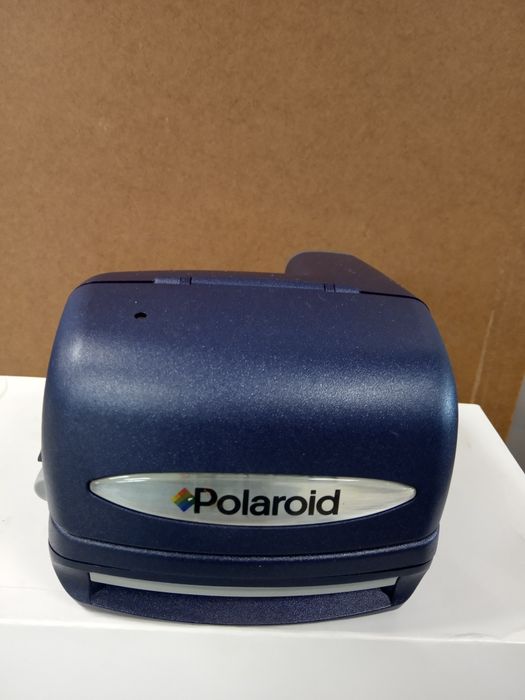 Máquina fotográfica instantânea polaroid 600