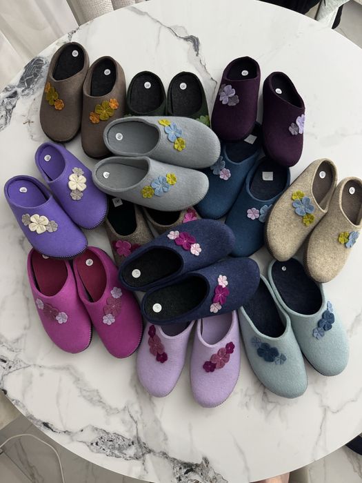 Домашні тапки з натурального войлока, власного виробництва.