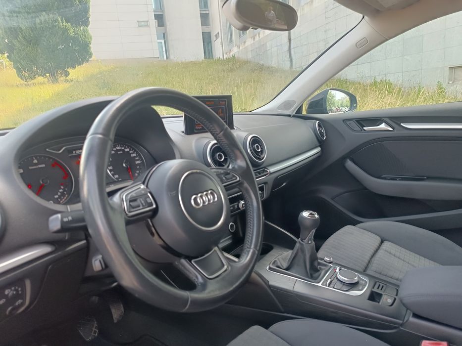 Audi A3 tdi sportback(aceito retoma)
