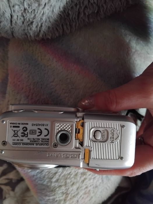Фотоаппарат olympus fe 115 с картой памяти на 256гб