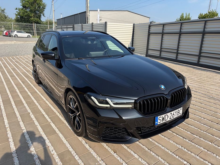 BMW Seria 5 M pakiet kamery 360 full ledy nawigacja
