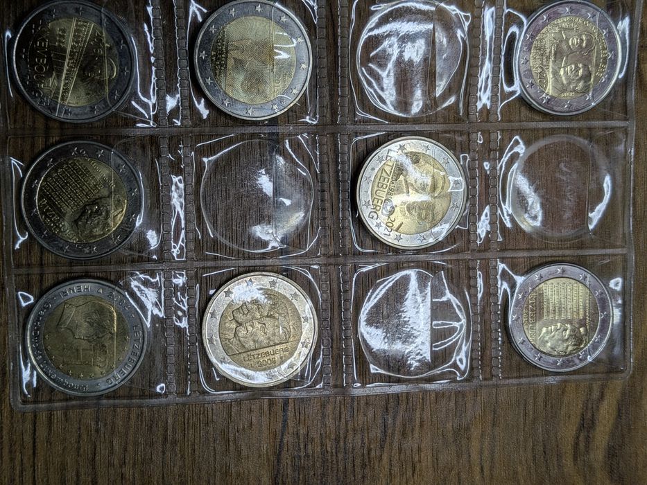 139 Moedas 2€ comemorativas