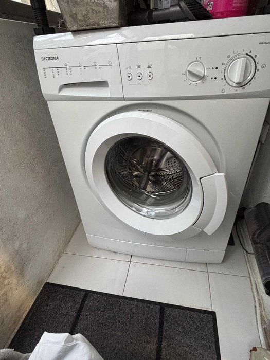 Máquina de lavar a roupa Electronia