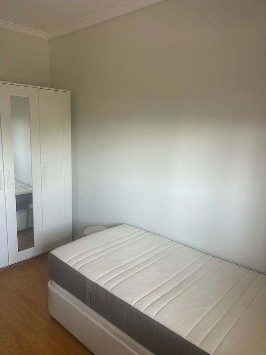 Aluguel de quarto só para mulheres