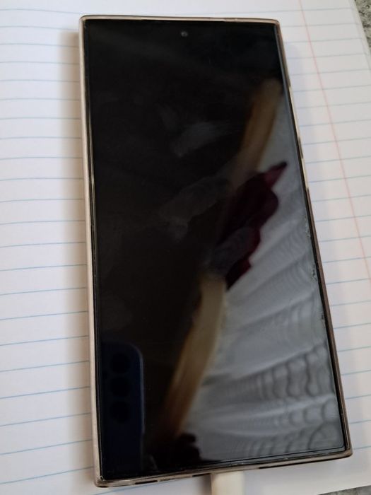 Продам  Samsung galaxy s25