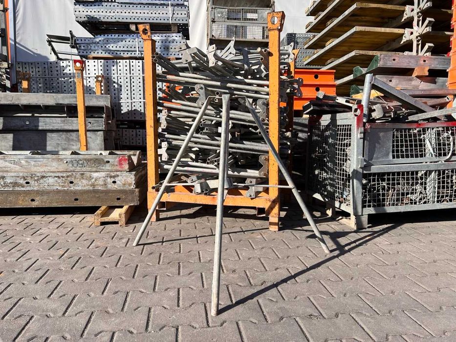 Szalunek stropowy 200m2 - Używany! Stemple, doki, głowica, trójnóg