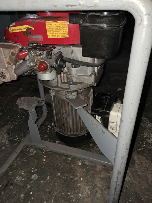 Agregat pradotwórczy Honda -Uszkodzony