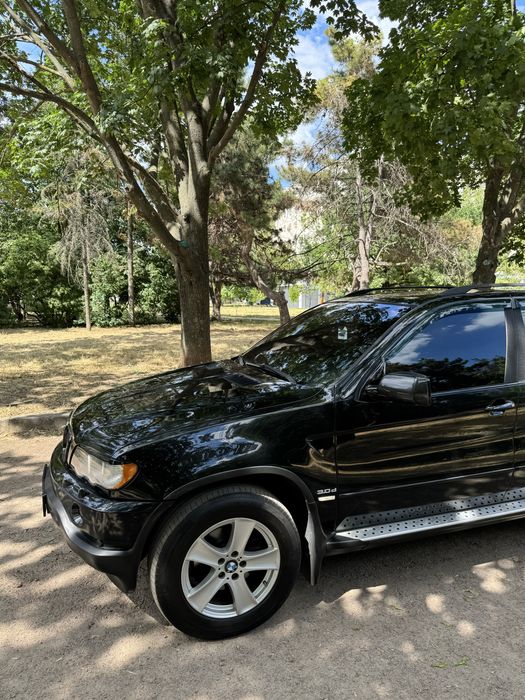 Продам БМВ Х5 Е53 3.0 дизель 2004г
