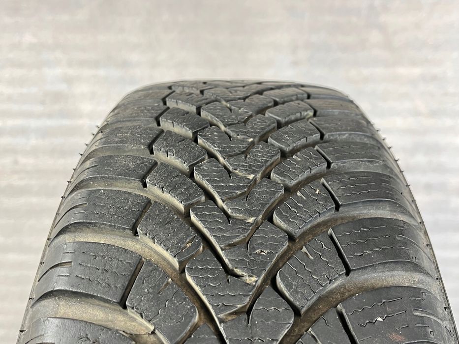 Opony Zimowe 185/65/15 Falken Eurowinter hs01 185/65r15 4 szt.