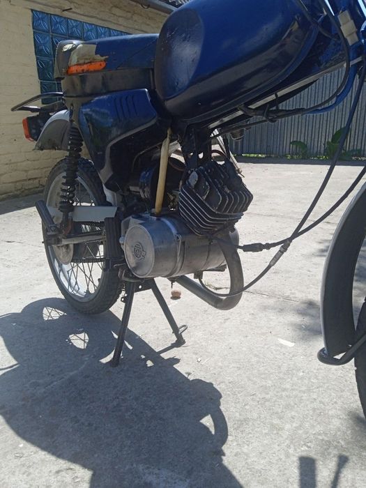 Мопед Карпати на ходу