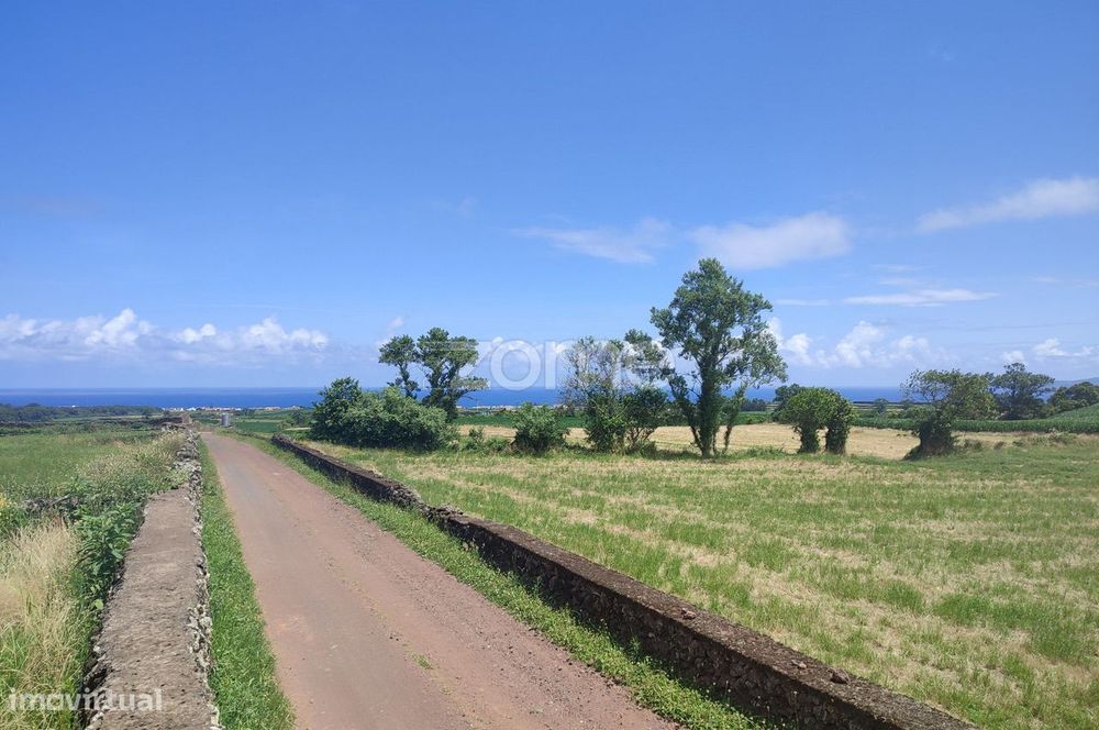 Agricultural Plot with Sea View in Calhetas, Ribeira Grande