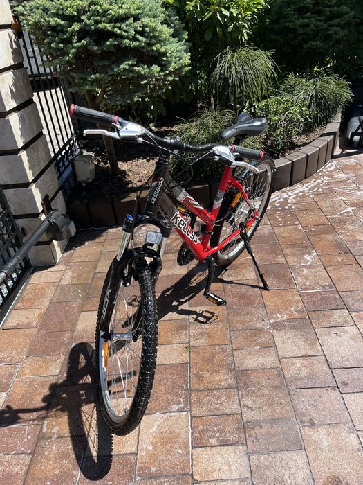 Rower damski czerowno czarny