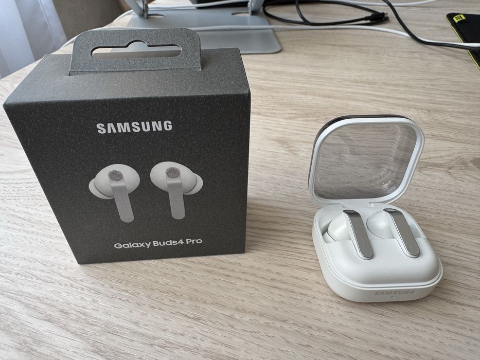 Samsung Galaxy Buds 4 Pro новые