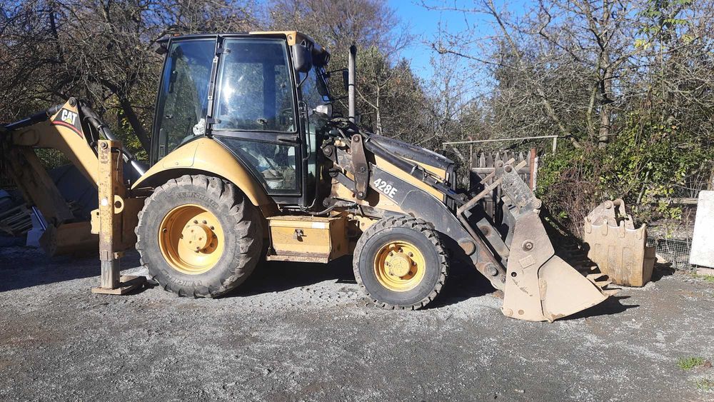 Usługi Koparko-ładowarką, roboty ziemne