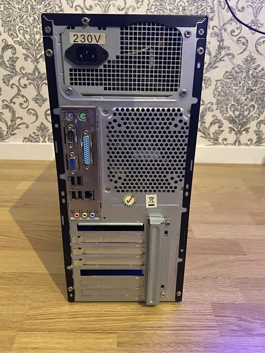 Torre de pc para pecas