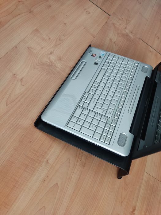 Base ergonomica IKEA para portátil (ler texto anúncio)