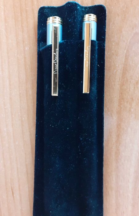 Conjunto 2 canetas Pierre Cardin