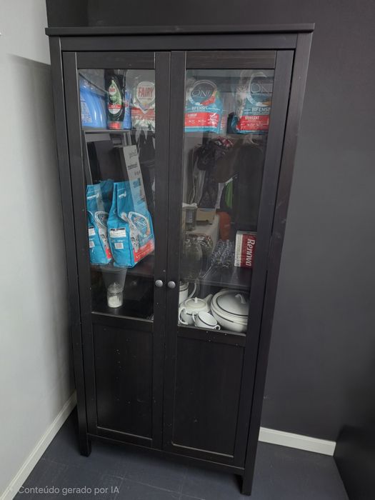 2 vitrines Ikea Hemnes Castanhas