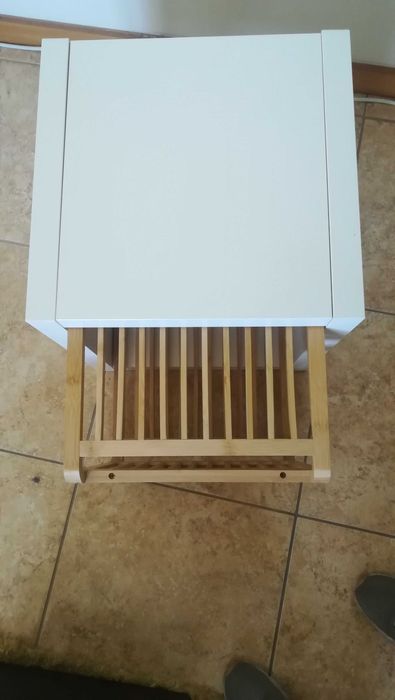 Side table composed of two elements: white / bamboo.64738112940546124