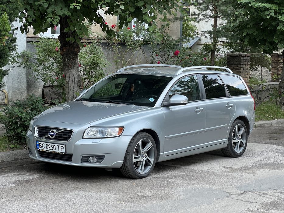 Volvo v50 1.6D 2011