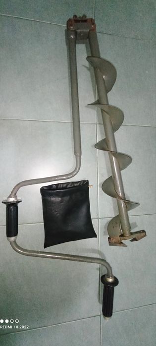 Бур для зимней рыбалки,ледобур ссср