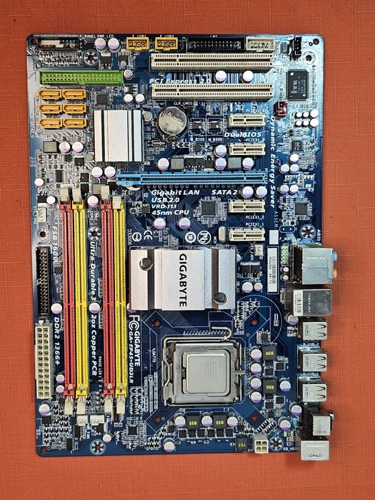 płyta główna Gigabyte GA-EP45-UD3LR, Intel Core 2 Duo E6550