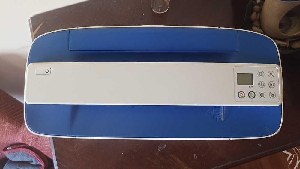 Impressora HP DeskJet 3760 (Multifunções - Jato de Tinta - Wi-Fi - Instant Ink)