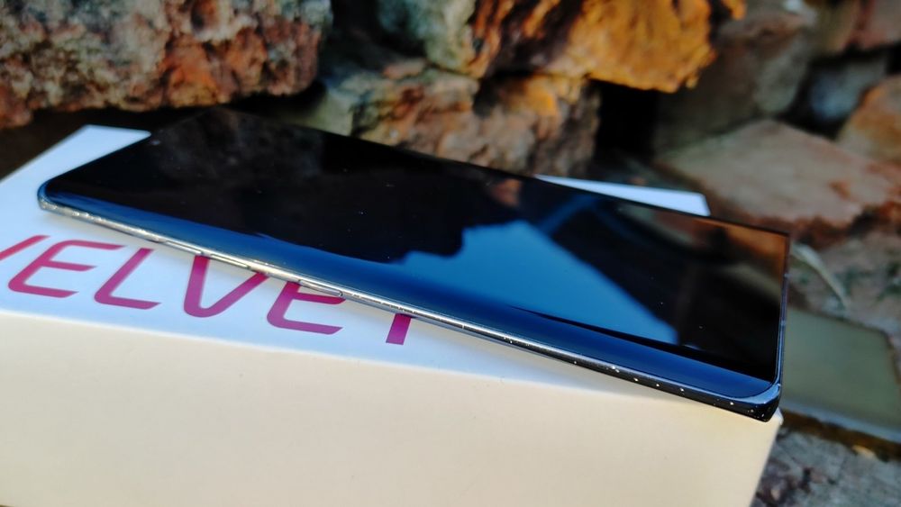 Смартфон LG Velvet G9 6/128Gb в хорошому стані