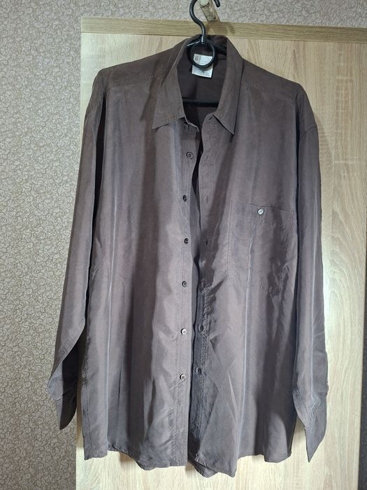 Шовкова коричнева сорочка