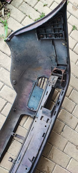 Parachoques Audi 80