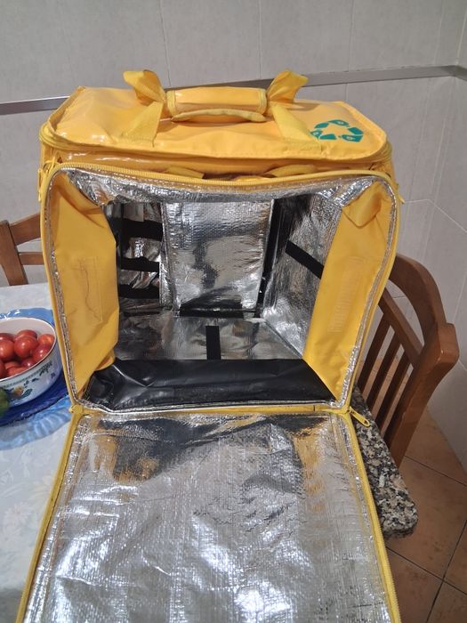 Vendo mochila térmica para entregas Uber eats, glovo e etc...