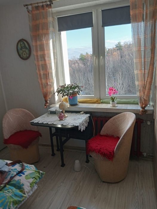 Mała kawalerka z widokiem na morze