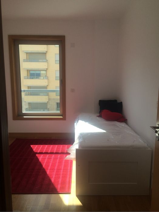 Quarto em casa nova na Alta de Lisboa