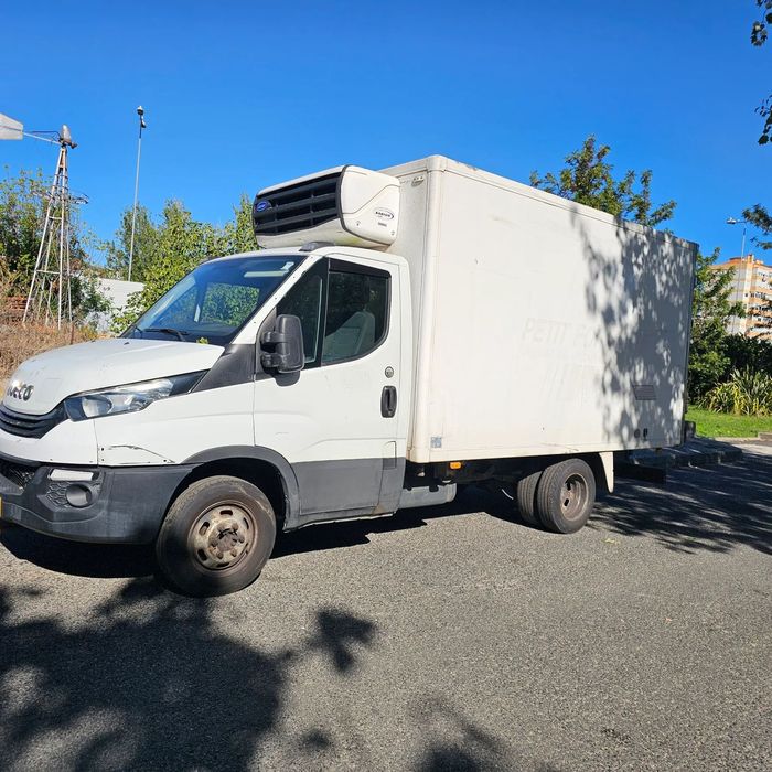 Iveco 35 C 14 Frio Garagem