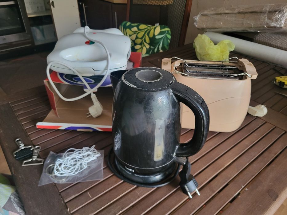 toaster  +  czajnik elektryczny   +  gofrownica