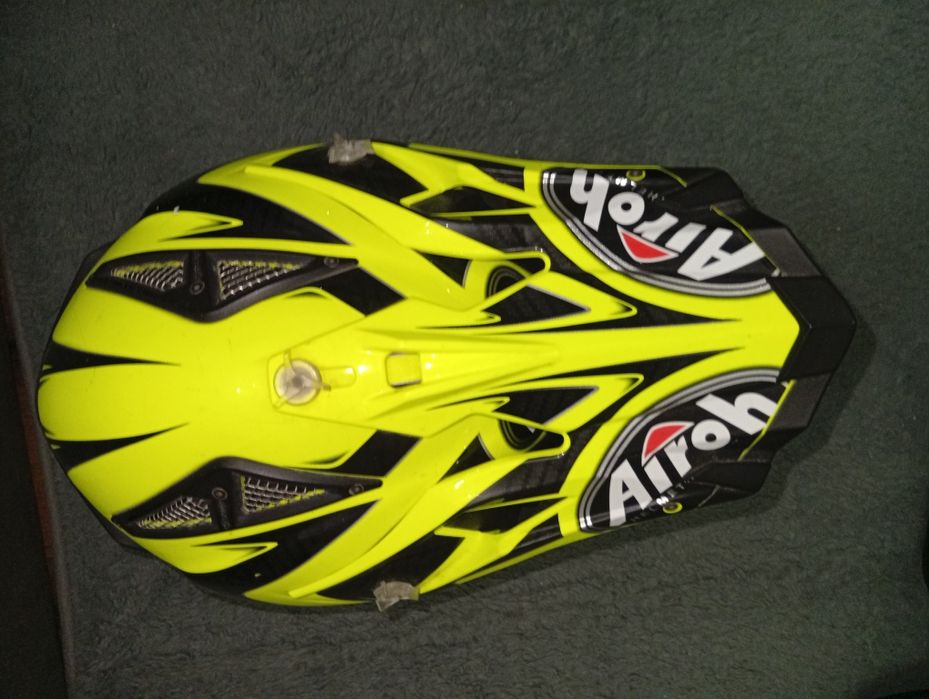 Capacete airoh usado