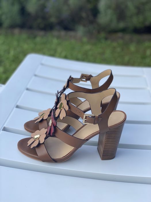 Buty sandały na wysokim obcasie słupku 38