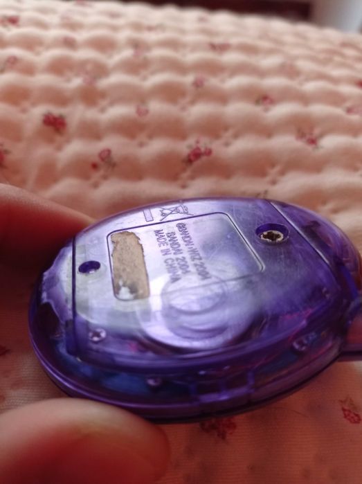 Tamagotchi Bandai Wiz 2004 Purple Snowflakes