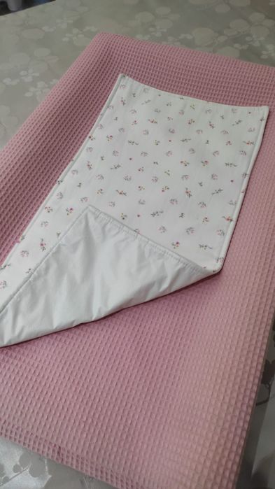 Ninho e base/colchão muda fraldas para bebé