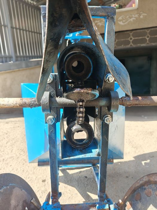 Картоплесаджалка  для мотоблока