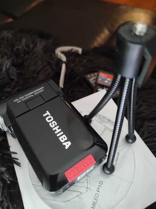 Máquina de Filmar Toshiba Camileo P10