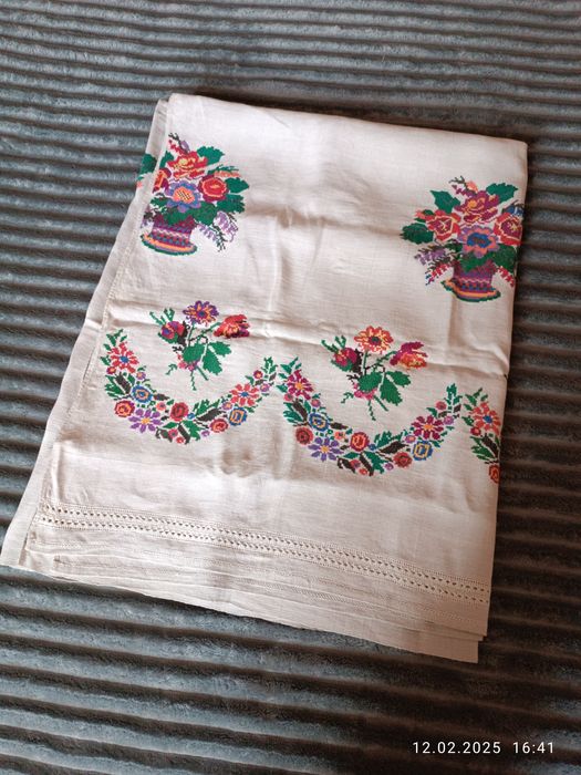 Вишите, лляне, старовинне покривало