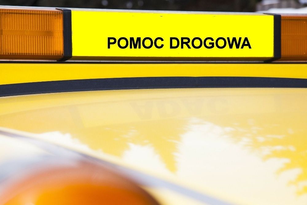 Pomoc Drogowa laweta 24 H samochodowa autolaweta DMC 3,5 T i DMC 7 ton