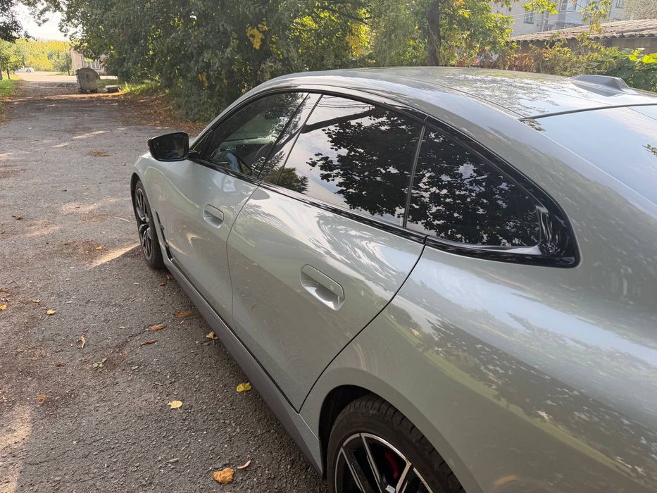 продам bmw i4 edrive40