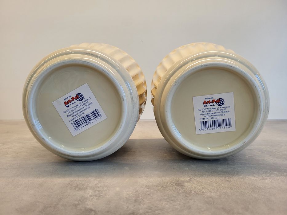 Doniczki beżowe, donice Ecru, ceramiczne osłonki z podstawką Art-Pol